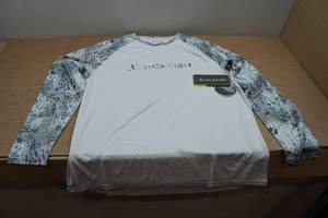 lot 119 image: Blackfish Guide UPFCooling Long Sleeve - Large