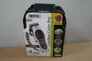 lot 143 image: Wahl Cordless Haircutting Kit