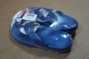 lot 144 image: Nuusole Unisex Cascade Sandals - 54