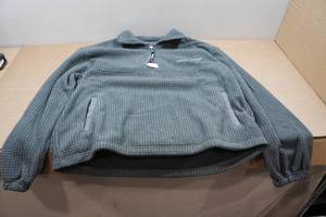 lot 178 image: Tommy Hilfiger Quarter Zip Fleece Sweater - Mens XL