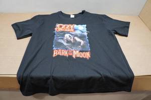 lot 182 image: Ozzy Ozbourne Bark at the Moon T-Shirt - XL
