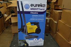 lot 72 image: Eureka Mighty Mite Vacuum