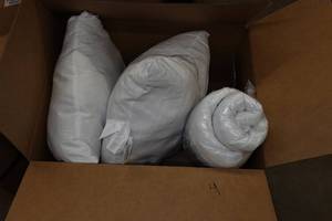 lot 94 image: 4 Throw Pillow Inserts - 20x20