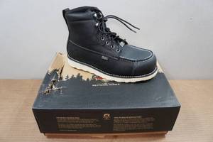 lot 10 image: Irish Setter Wingshooter XD Mens 6  Work Boots Style 83668 - Size 9.5