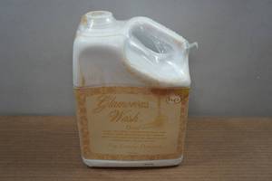 lot 12 image: Tyler Candle Co Fine Laundry Detergent