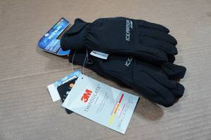 lot 22 image: Clam Ice Armor Delta Glove - Small