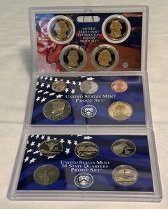 lot 54 image: 2007 Proof Set  - original package with COA