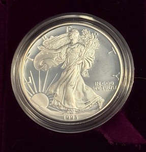 lot 9 image: 1993 P-American Eagle One Ounce Proof Silver Bullion Coin Dollar - original package with COA