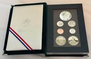 lot 22 image: 1995 Prestige Set Civil War Battlefield Commemorative Coins Large Set - original package with COA