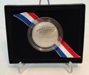 lot 113 image: 2014 National Baseball Hall of Fame Proof Half Dollar - original package with COA