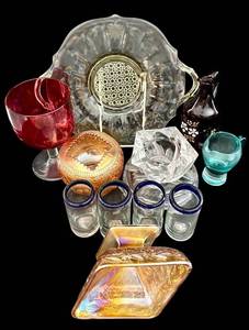 lot 260H image: Assorted Vintage Glassware including a Vintage Yellow Depression Martha Washington Handled Plate