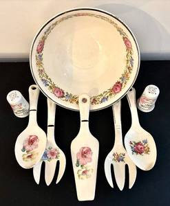 lot 302H image: Hotoven Floral Vintage Porcelain Kitchenware Set - 9in Bowl, Salt & Pepper Shakers, 6 Floral Utensils
