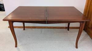 lot 10A image: LLR - Vintage Dining Table with 2 Leaves