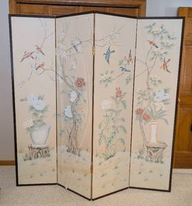 lot 68 image: LB - 4-Panel Folding Privacy Screen - Floral Bird Design, Damaged Paper