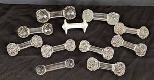 lot 102A image: ML - Vintage Crystal & Milk Glass Knife Rests - 9-Piece Set