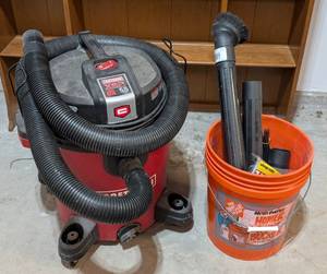 lot 187 image: G - Craftsman XSP Shop Vacuum 12A 5.5 HP with Attachments