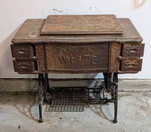 lot 244 image: G - White Rotary Sewing Machine in Carved Wood Cabinet