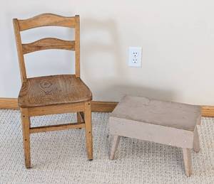 lot 246 image: ML - Vintage Wood Childs Chair & Stool