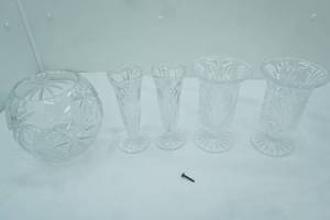 lot 70 image: Vintage Indiana Glass Diamond Point Clear Glass Pedestal Candy Dish wLid, Vintage Anchor Hocking Crystal Wexford Footed Pedestal Centerpiece Bowl and more