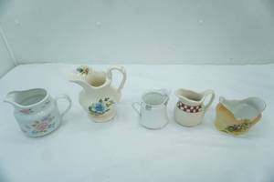 lot 78 image: Ironstone and Fine China Creamers and Small Pitchers