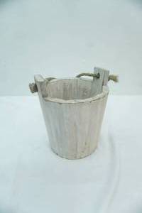 lot 109 image: Whitewashed Decorative Wooden Bucket wRope Handles