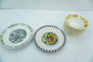 lot 115 image: Sunflower Plates, Fruit Bowls