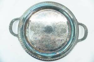 lot 155 image: Vintage FB Rogers Silver Co. Silver-Plated Serving Tray