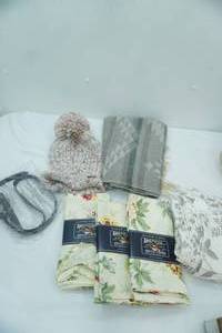 lot 209 image: NEW Curtains, Linen Table Napkins, Womens Scarf, Stocking Cap, Belt-All New