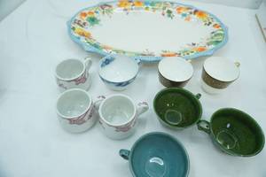 lot 210 image: Large Pioneer Woman Ceramic Serving Platter, VintageAntique  Tea Cups and Mugs