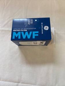 lot 9 image: SSS. Genuine GE Refrigerator Water Filter