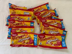 lot 14 image: SSS. 12x Starburst Gummies