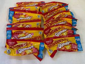 lot 23 image: SSS. 12x Starburst Gummies