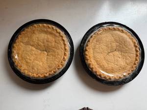 lot 85 image: EE. 2x 8 Jessie Lord Bakery Cherry Pies