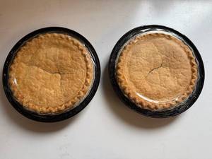 lot 87 image: EE. 2x 8 Jessie Lord Bakery Cherry Pies