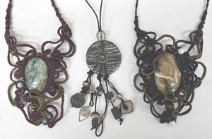 lot 283 image: Macrame Necklace Set - Moss Agate 24 in - Jasper & Tiger Eye 21 in - Leather Pendant  (Lot of 3)