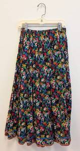 lot 35MP image: Yves Saint Laurent Vintage Floral Skirt - Size 38 - Made in France