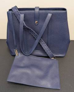 lot 76JG image: Citi Collection Blue Pebbled Vegan Leather Tote