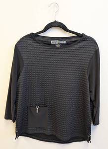 lot 128CH image: Jamie Sadock Womens Black Textured Knit Top - Size M