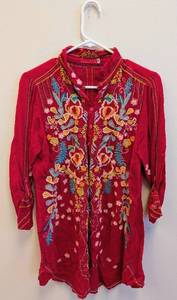 lot 138MP image: Johnny Was Embroidered Tunic - Womens XS