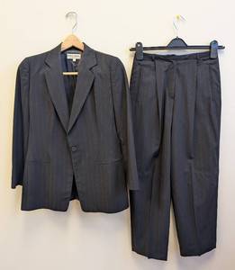 lot 146MP image: Giorgio Armani Le Collezioni Pinstripe Pantsuit - Womens Size 6