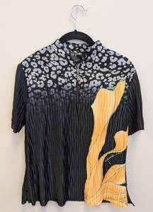 lot 207CH image: Jamie Sadock Womens Zip-Front Polo Shirt - Size S - BlackGray Print & Orange Accent
