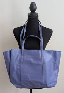 lot 217MP image: Gianni Chiarini Firenze Purple Leather Tote
