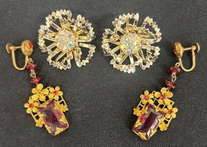 lot 59DZ image: DZ - Vintage Clip-On Earrings - Starburst Rhinestone & Purple Drop
