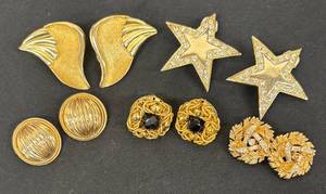 lot 117DZ image: DZ - Gold Tone Clip-On Earrings (Lot of 5) - Star Rhinestone, Wing, Disc, Floral with Black Center and Laurel Wreath