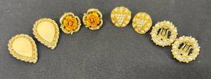 lot 120DZ image: DZ - Vintage Gold-Tone Clip-On Earrings - Assorted Styles