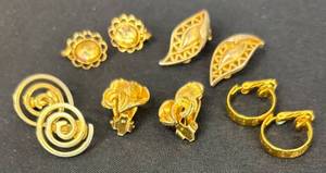 lot 139DZ image: DZ - Gold-Tone Clip-On Earrings Collection - Vintage Designs
