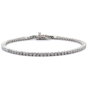 lot 17 image: Classic 3 Carat Diamond Tennis Bracelet VIDEO