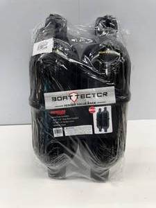 lot 30 image: EXTREME MAX BOAT FENDERS