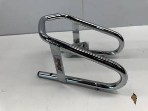 lot 32 image: EXTREME MAX MOTORCYCLE WHEEL CHOCK