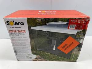 lot 55 image: LIPPERT SOLERA SUPER SHADE